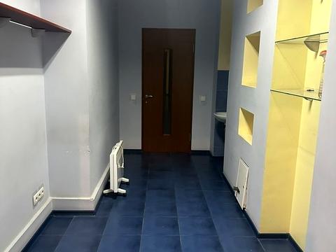 комерційна за адресою Володимира Івасюка просп. (Героїв Сталінграду), 6
