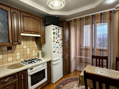 квартира за адресою Євгена Коновальця вул., 4