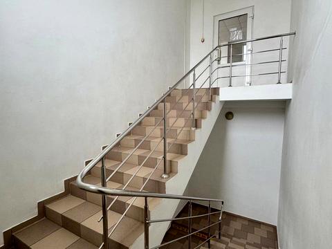 комерційна за адресою Івана Авраменка вул. (Корнійчука), 4