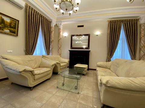 квартира за адресою Михайлівська вул., 24б