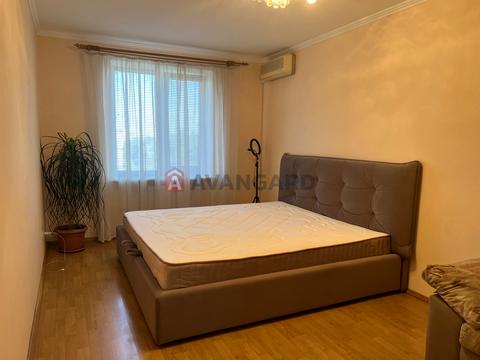 квартира за адресою Шкільна вул. (Героїв Сталінграда), 24