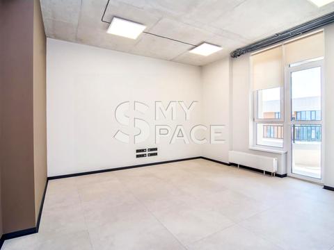 комерційна за адресою Джона Маккейна вул. (Івана Кудрі), 26