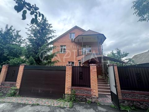 будинок за адресою Купріна вул.