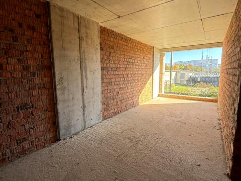 комерційна за адресою Трускавецька вул., 2