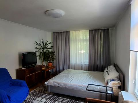 квартира за адресою Митрополита Андрея Шептицького вул. (Анатолія Луначарського), 7