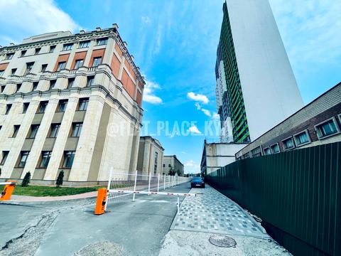 квартира за адресою Київ, Миколи Бажана просп., 17