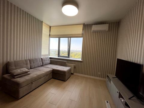 квартира за адресою Трускавецька вул., 8
