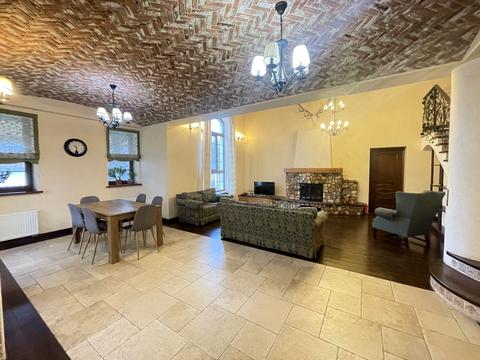 будинок за адресою Мрії вул. (Академіка Туполєва), 19