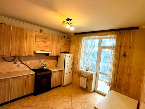 квартира за адресою Роксоляни вул., 43б