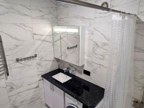 квартира за адресою Домбровського вул., 3