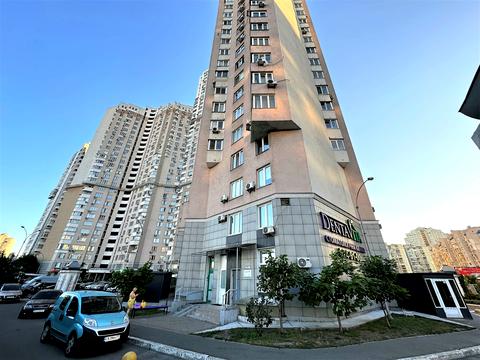 квартира за адресою Срібнокільська вул., 1