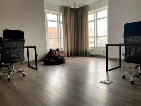 комерційна за адресою Кловський узвіз, 7a