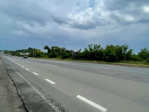 участок по адресу Центральна