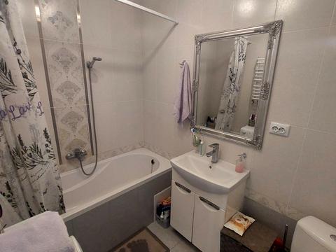квартира за адресою Білогірська вул., 18-Б