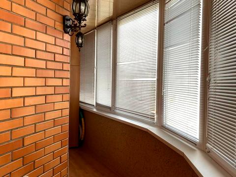 квартира за адресою Соборності вул. (Жовтнева), 77а