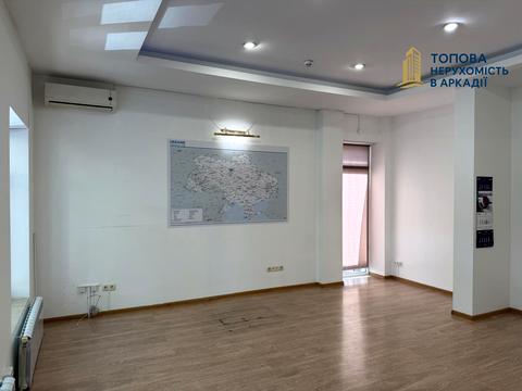комерційна за адресою Італійська вул. (Пушкінська), 38