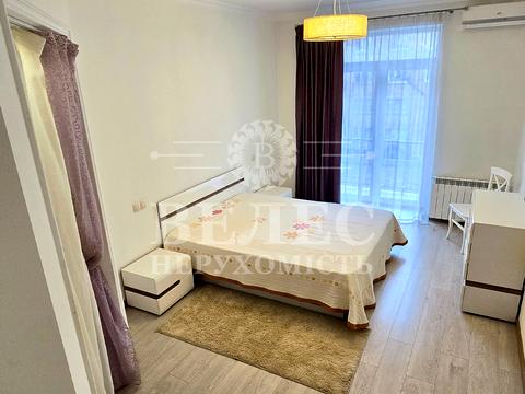 квартира за адресою Київ, Білоруська вул., 1