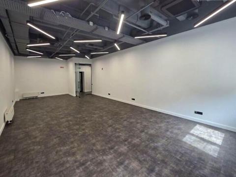 комерційна за адресою Михайла Максимовича вул. (Онуфрія Трутенка), 8