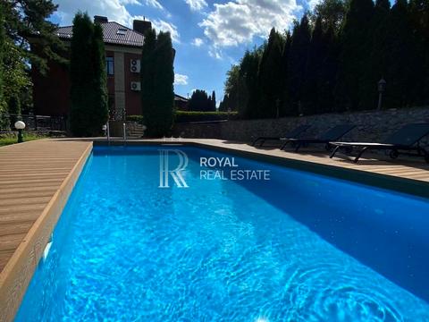 будинок за адресою Ватутіна пров.