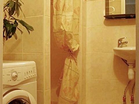 квартира за адресою Верховинна вул., 81