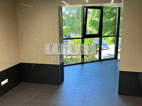 коммерческая по адресу Драгоманова ул., 8