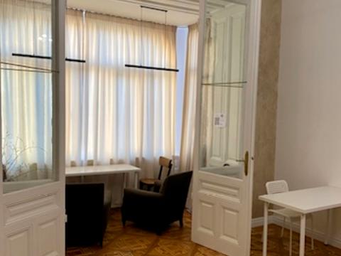 коммерческая по адресу Театральная ул., 3