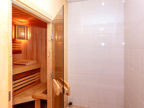 будинок за адресою Князя Святослава