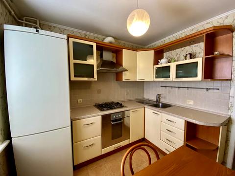 квартира за адресою Василя Сухомлинського вул. (Совхозна), 69