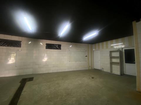 комерційна за адресою Незалежності вул., 136