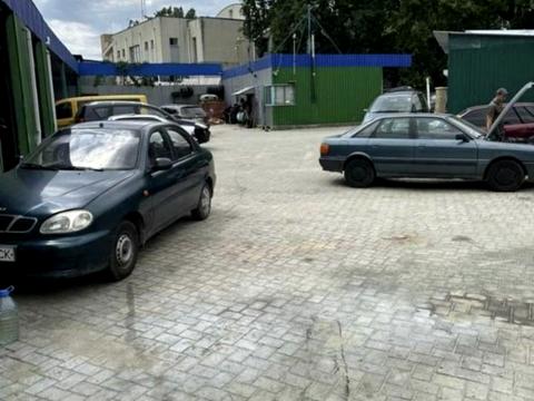 комерційна за адресою 20-летия Победы, 1