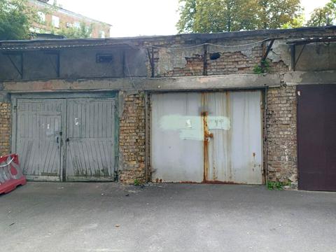 паркомісце за адресою Михайла Коцюбинського вул., 2
