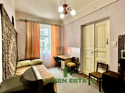 квартира за адресою Пантелеймона Куліша вул., 4