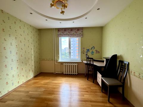 квартира по адресу Олены Пчилки ул., 4