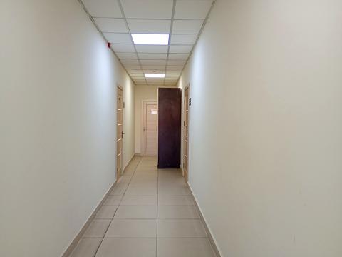 комерційна за адресою Української Перемоги вул. (Академіка Сахарова), 30