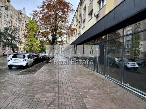 комерційна за адресою Київ, Юрківська вул., 18