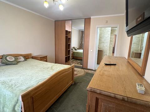 квартира за адресою Симиренків вул., 5