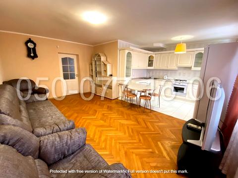 квартира за адресою соборности, 30а