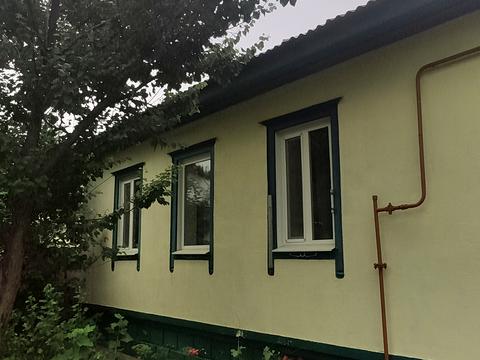 будинок за адресою Михайла Грушевського просп.
