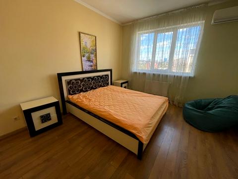 квартира за адресою Казимира Малевича вул. (Боженка), 89