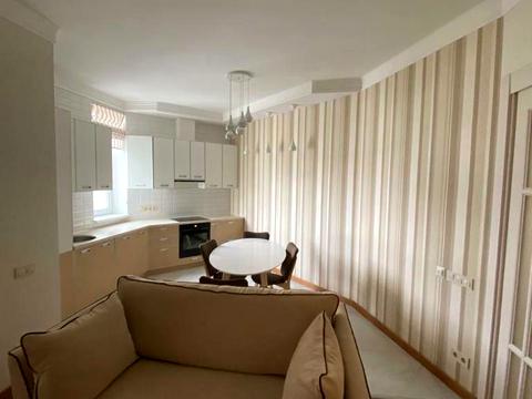 квартира за адресою Миколи Міхновського бульв. (Дружби народів), 14-16