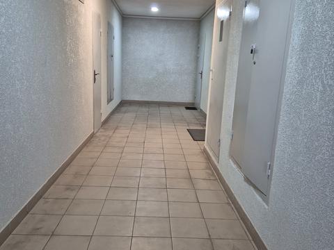 квартира по адресу Ревуцкого ул., 40-Г