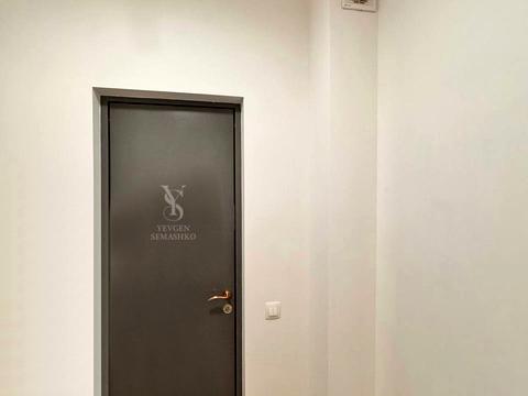комерційна за адресою Князя Романа Мстиславича вул. (Генерала Жмаченка), 28-А