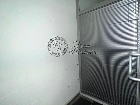 комерційна за адресою Старокиївська вул., 93