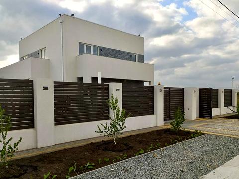 будинок за адресою Новоселів вул.