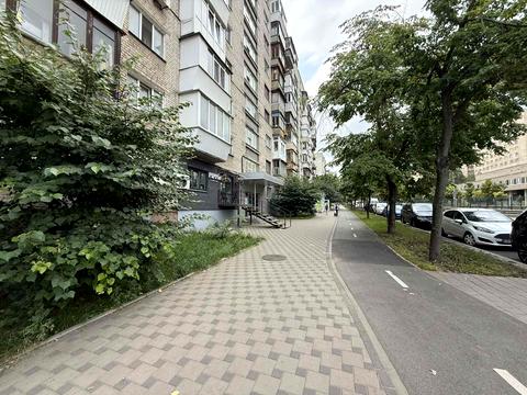 коммерческая по адресу Борщаговская ул., 117/125