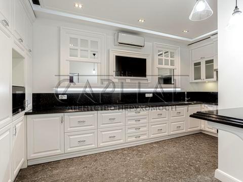 комерційна за адресою Кловський узвіз (Кловський), 7