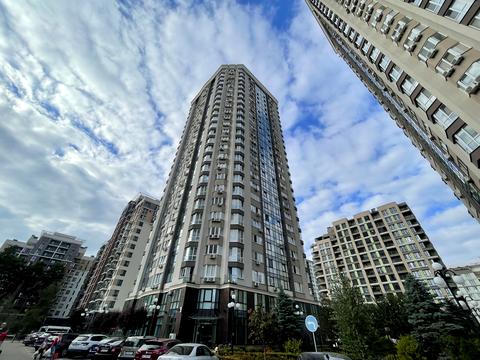 квартира за адресою В'ячеслава Чорновола вул., 15