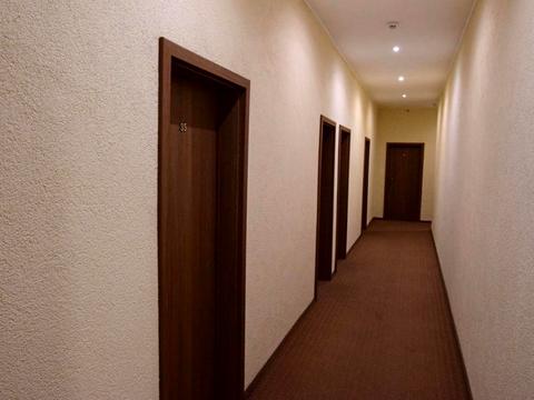 комерційна за адресою Берестейське шосе (Брест-Литовське), 8