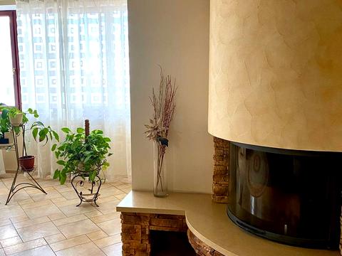 квартира за адресою Анни Ахматової вул., 13