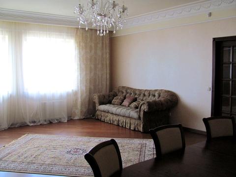 квартира за адресою В'ячеслава Чорновола вул., 25
